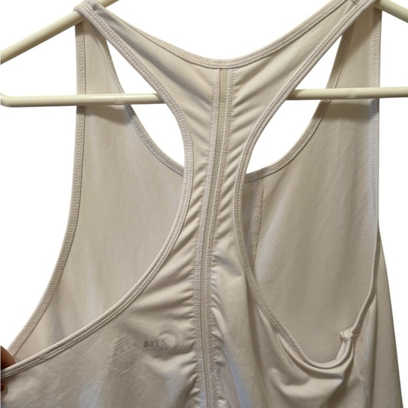 Lot 2 XXL Zyia Active Tanks Premium & Effortless Running Tanks Black White New - Picture 3 of 9